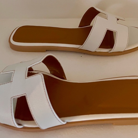 Shoes White H Sandals With Brown Stitching Get The Look Of The Hermes